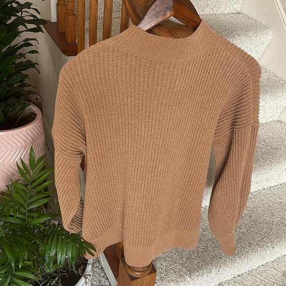 Abercrombie & Fitch Brown Mock Neck Cozy Sweater - Picture 4 of 7